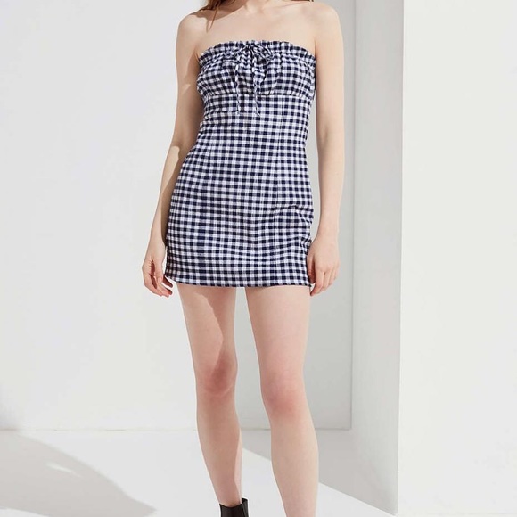 Urban Outfitters Gingham Strapless Dress - Picture 2 of 3